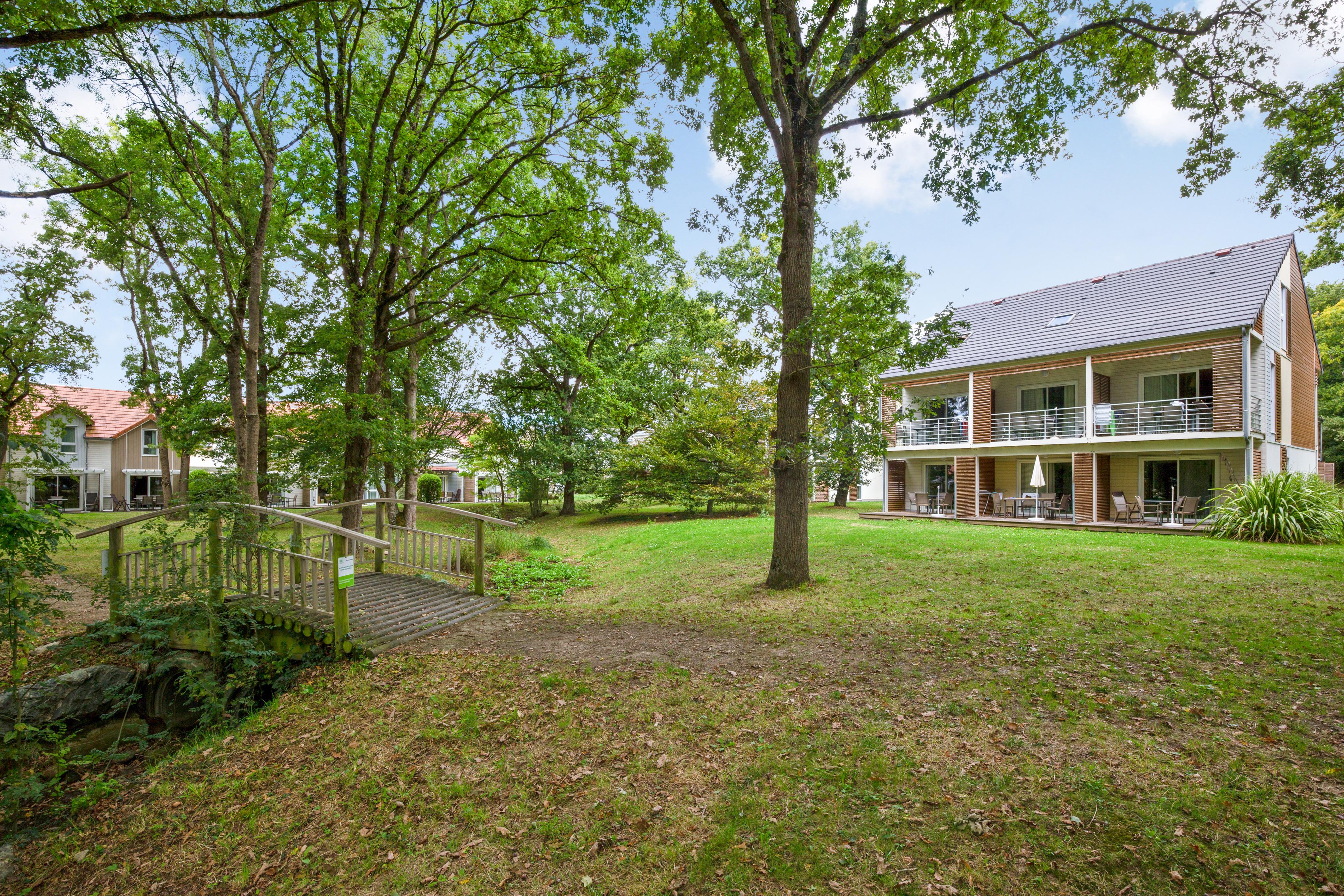 Residence Pierre & Vacances Le Domaine Du Bois De La Gree Порнише Екстериор снимка