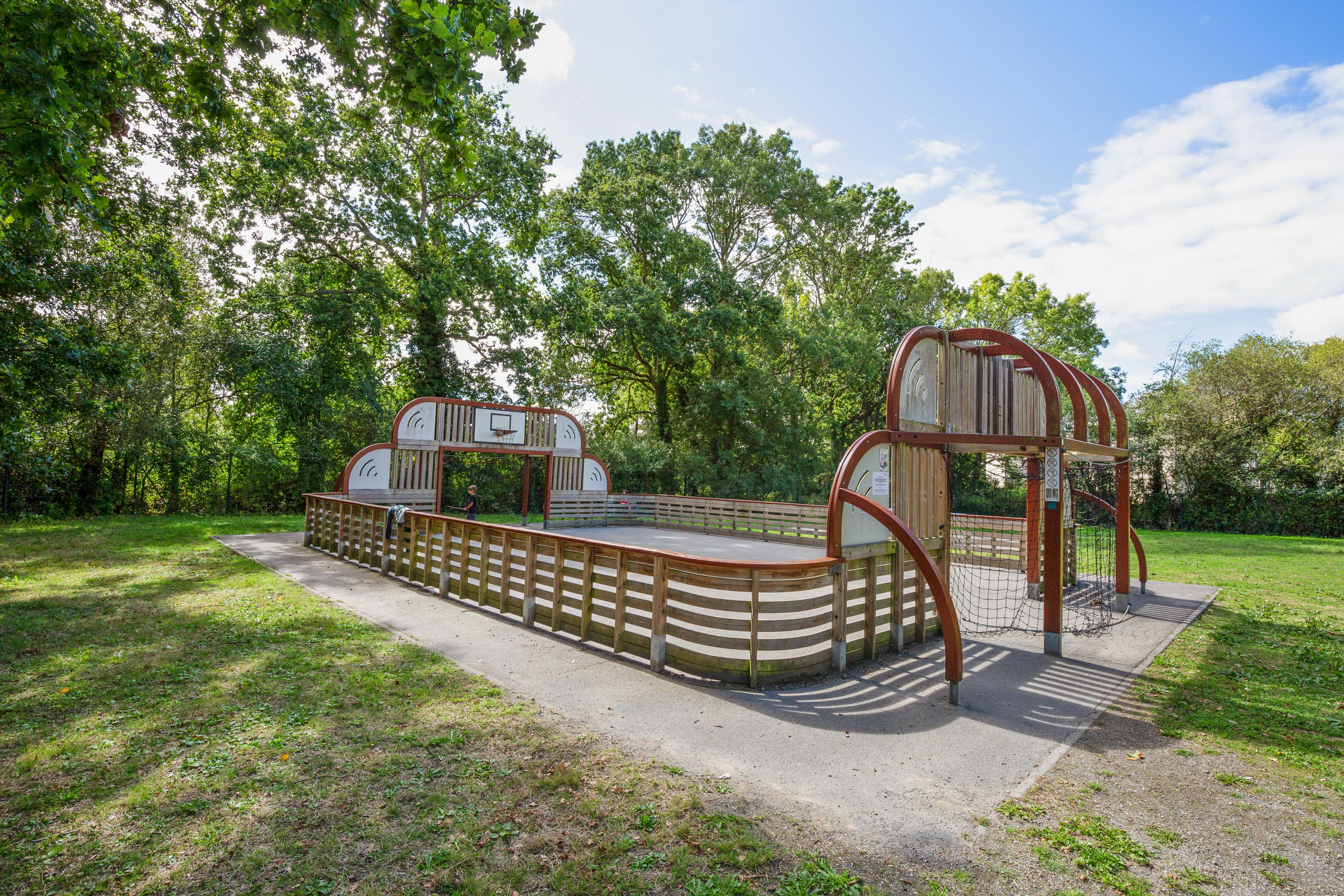 Residence Pierre & Vacances Le Domaine Du Bois De La Gree Порнише Екстериор снимка